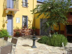 Hotels in Latour-De-France